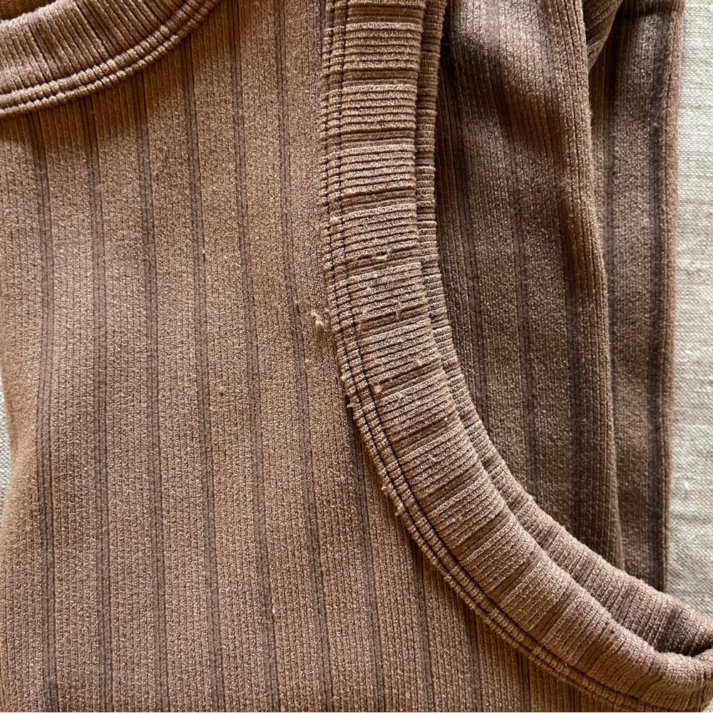 Vici Ribbed Tank Top | XS/S - Picture 5 of 5